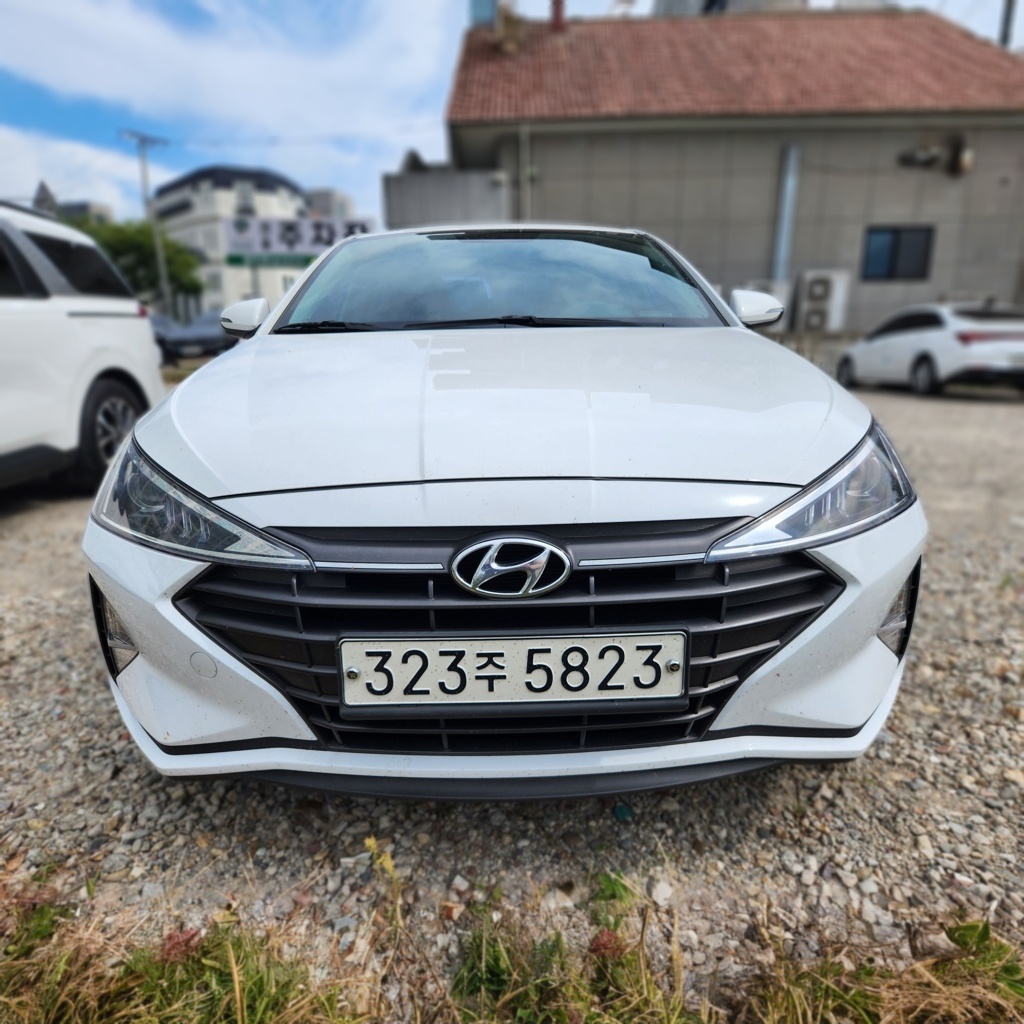 Hyundai The New Avante AD