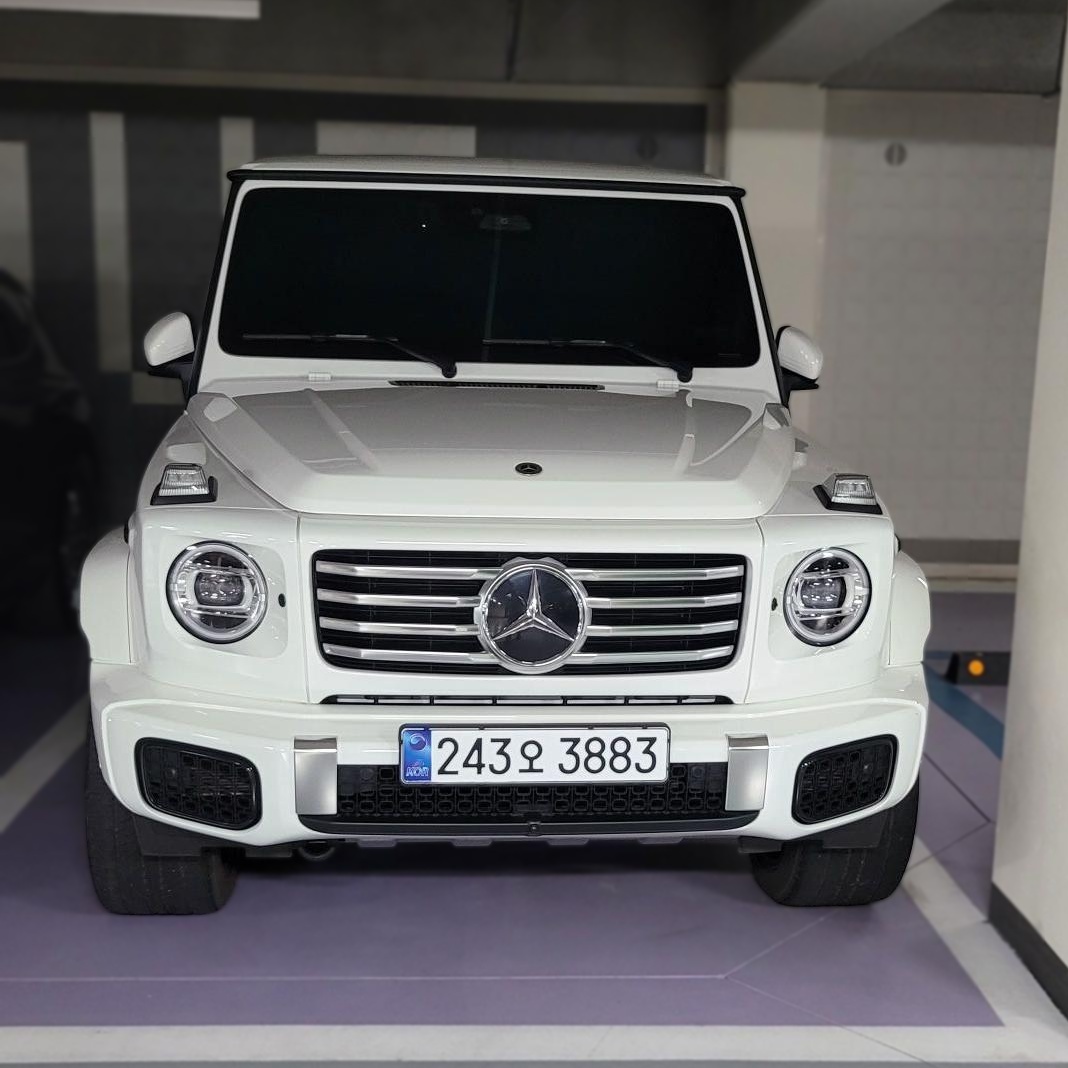 Mercedes-Benz G-Class W465