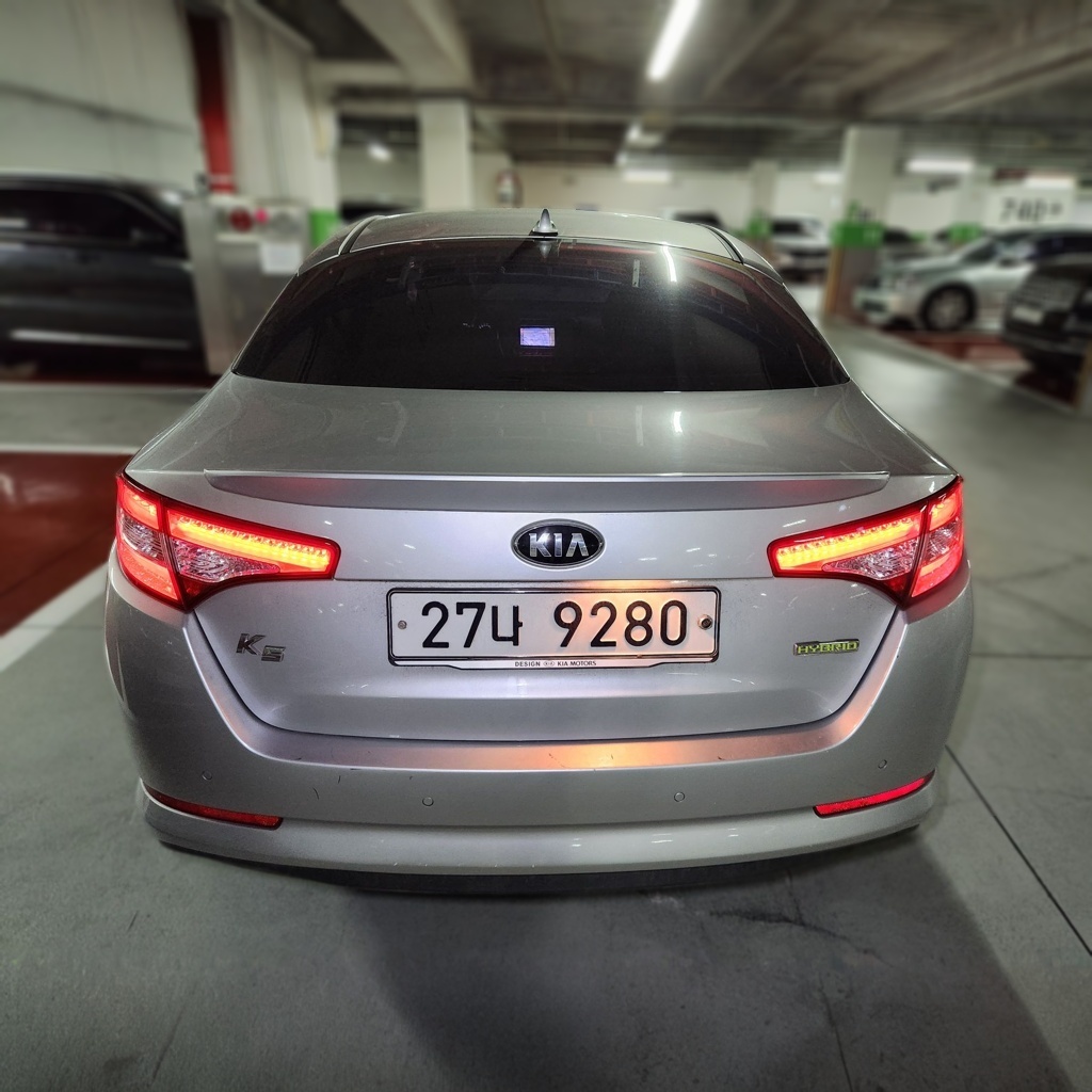 Kia K5 Hybrid