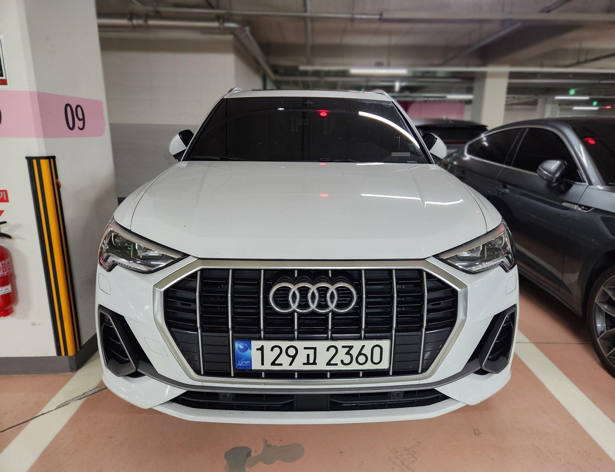 Audi Q3 (F3)
