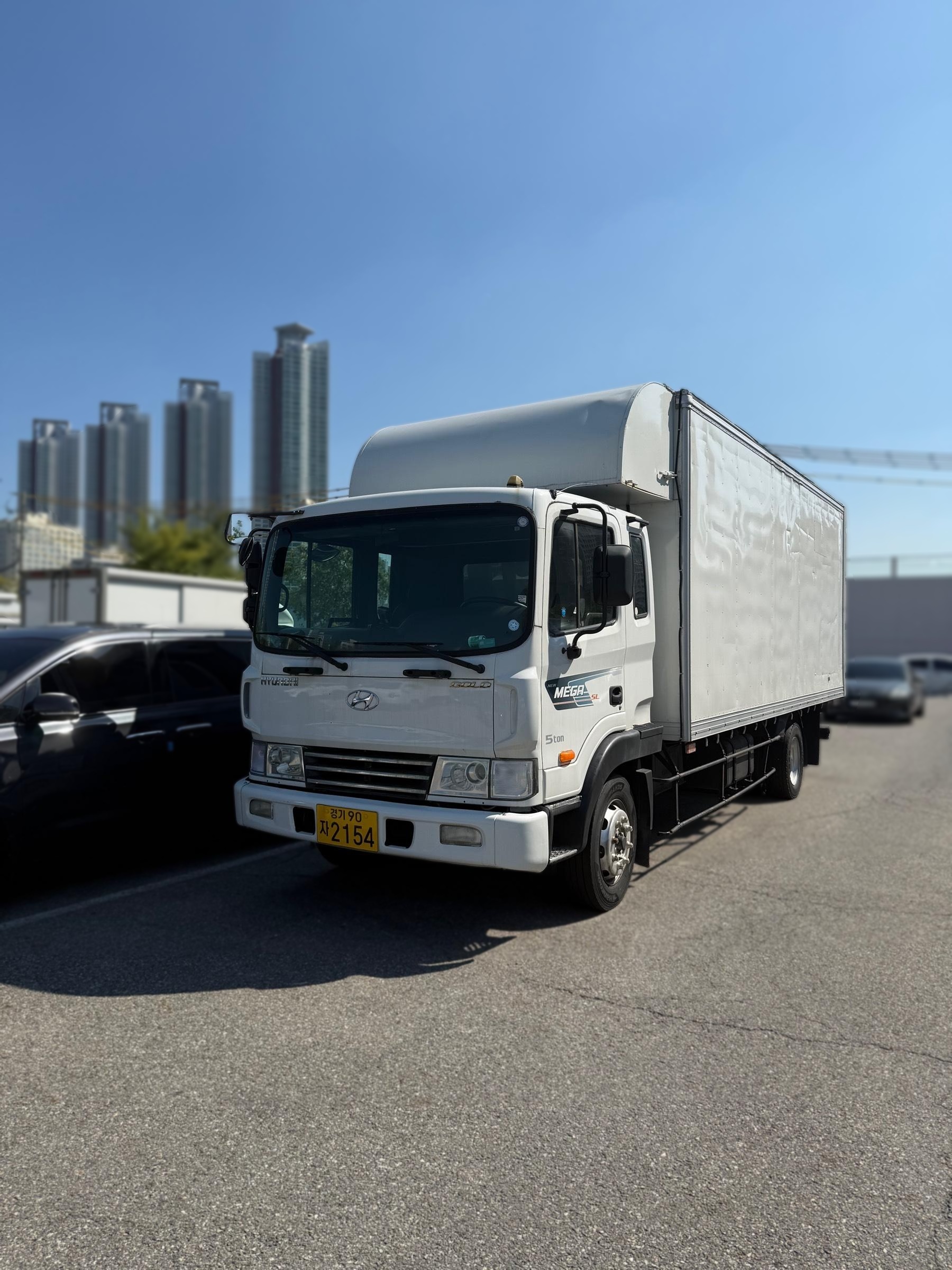 메가트럭 6,606cc