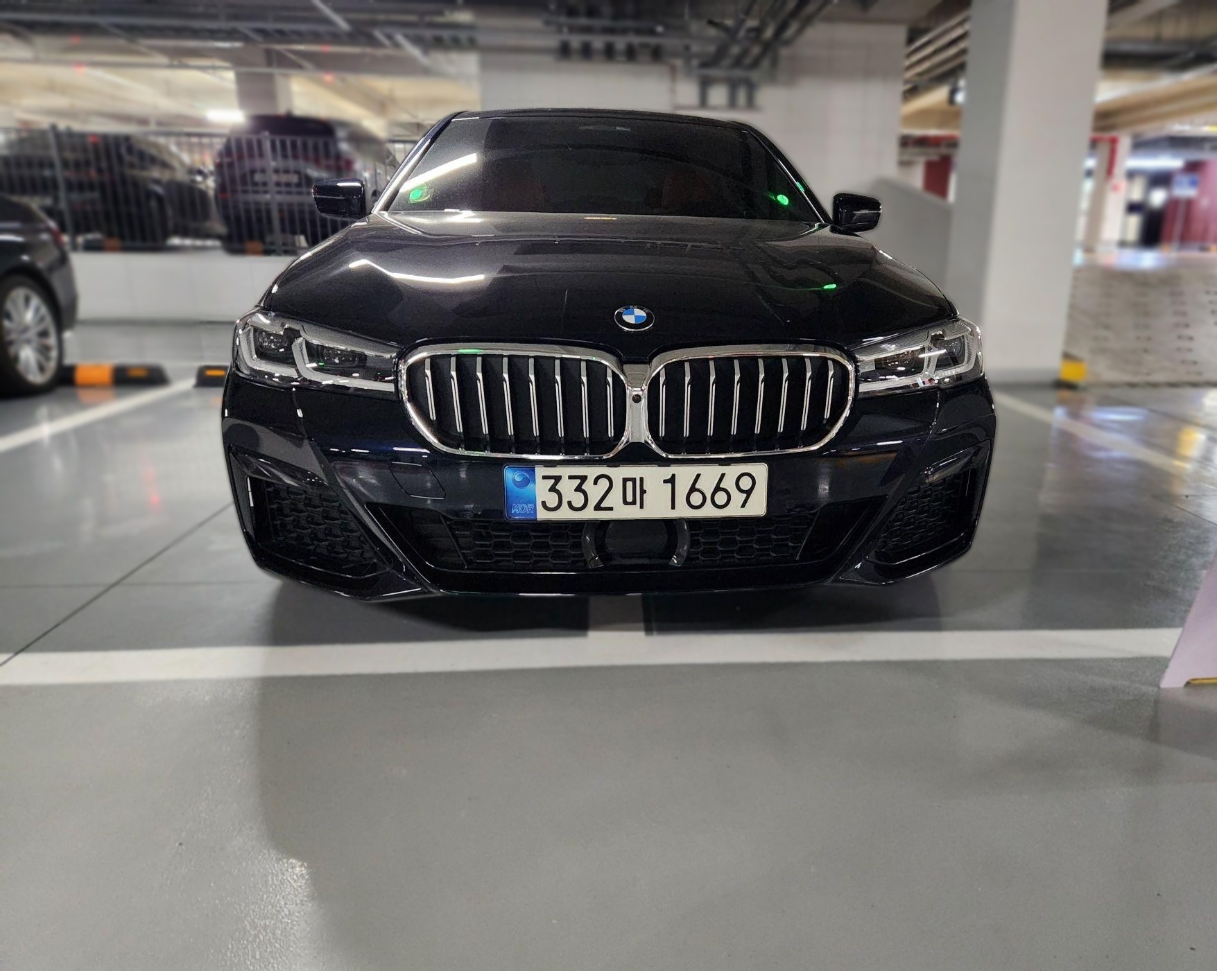 BMW 5 Series (G30)
