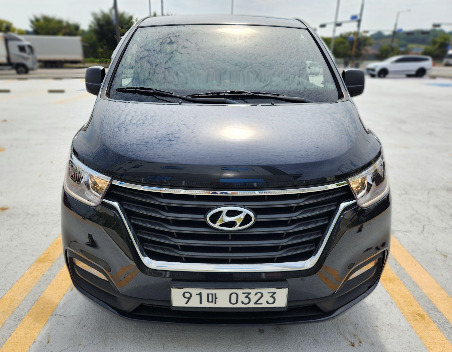 Hyundai The New Grand Starex