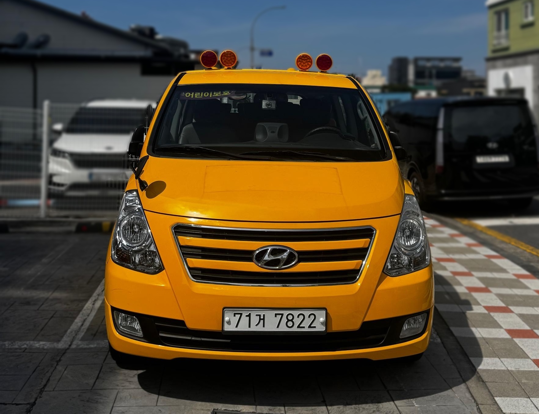 Hyundai Grand Starex