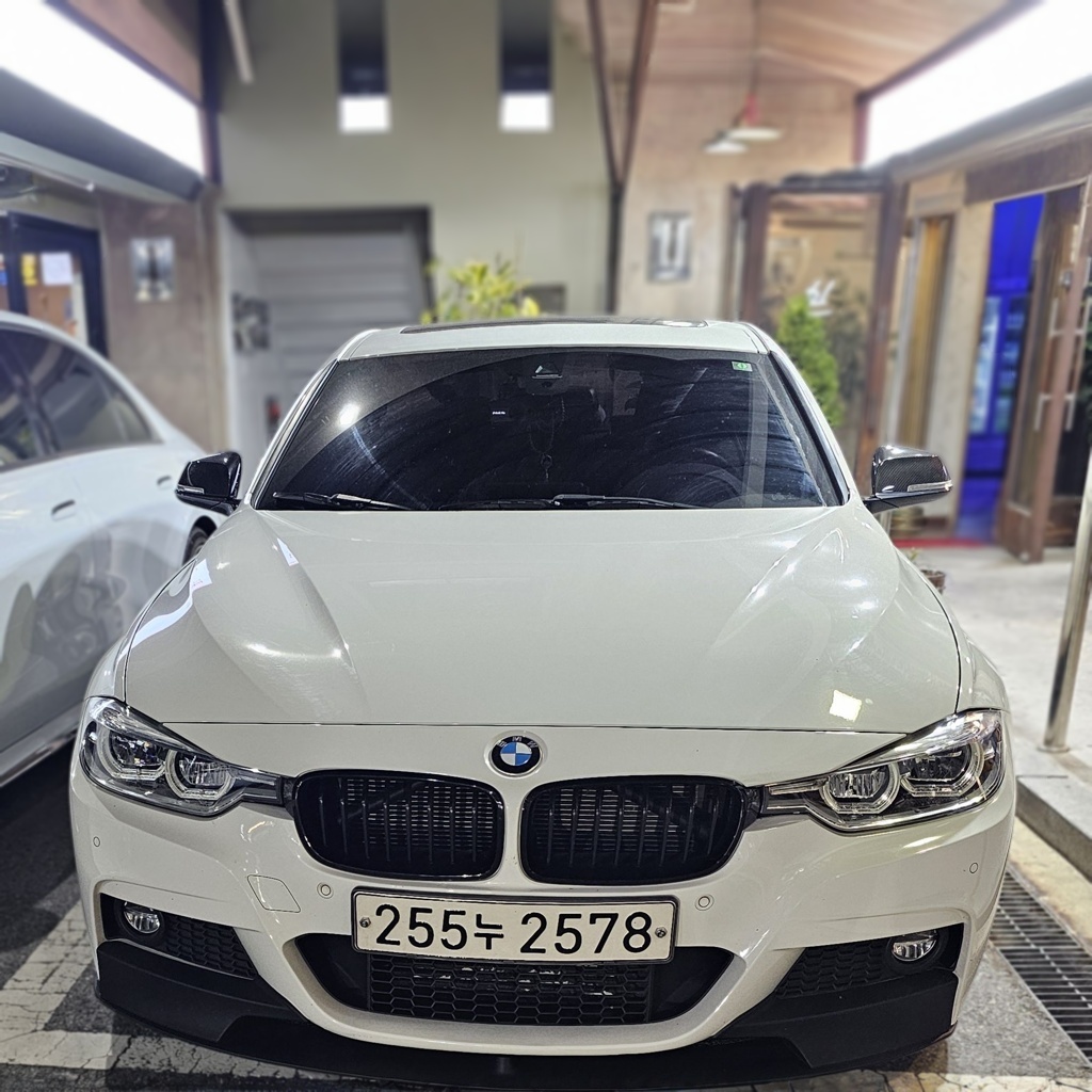 BMW 3 Series (F30)