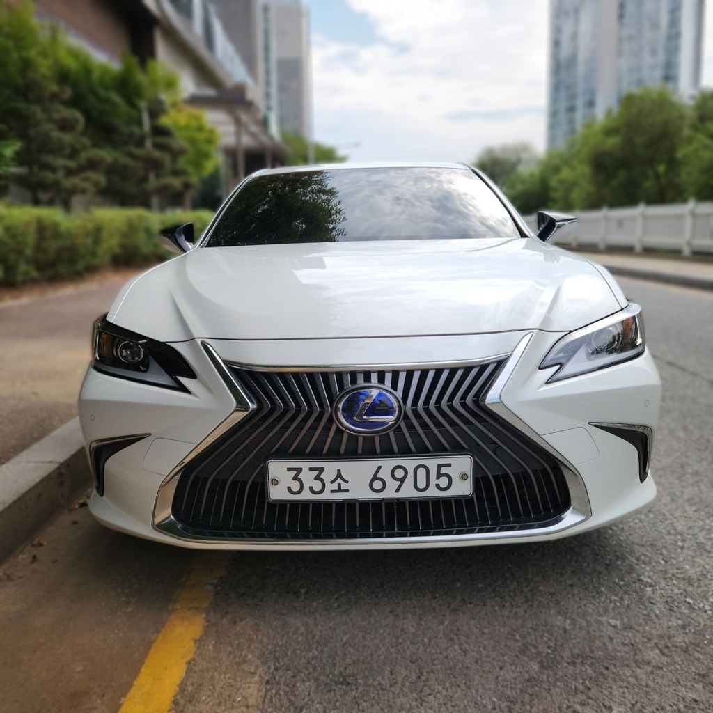 Lexus ES300h 7th Gen