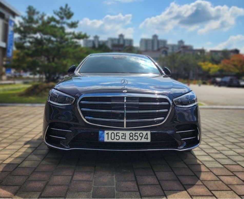 Mercedes-Benz S-Class (W223)