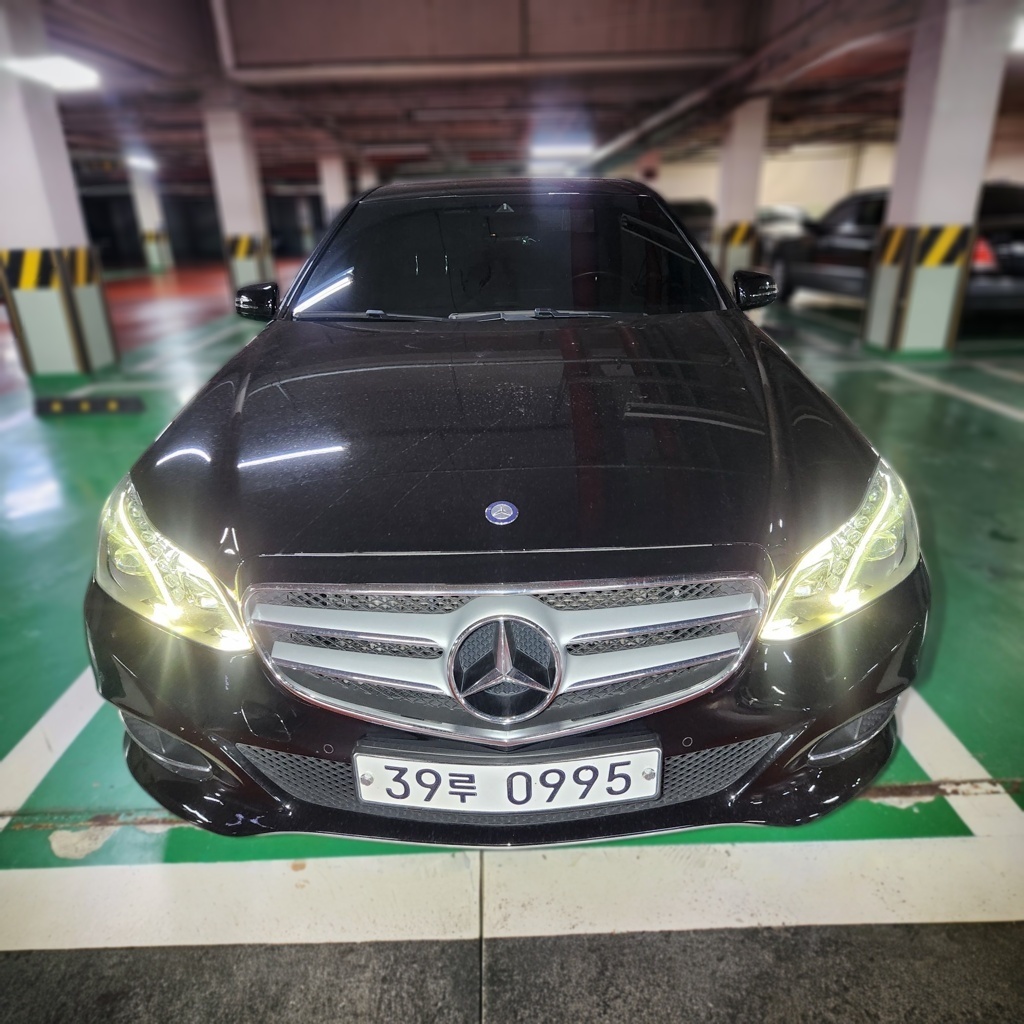 Mercedes-Benz E-Class (W212)