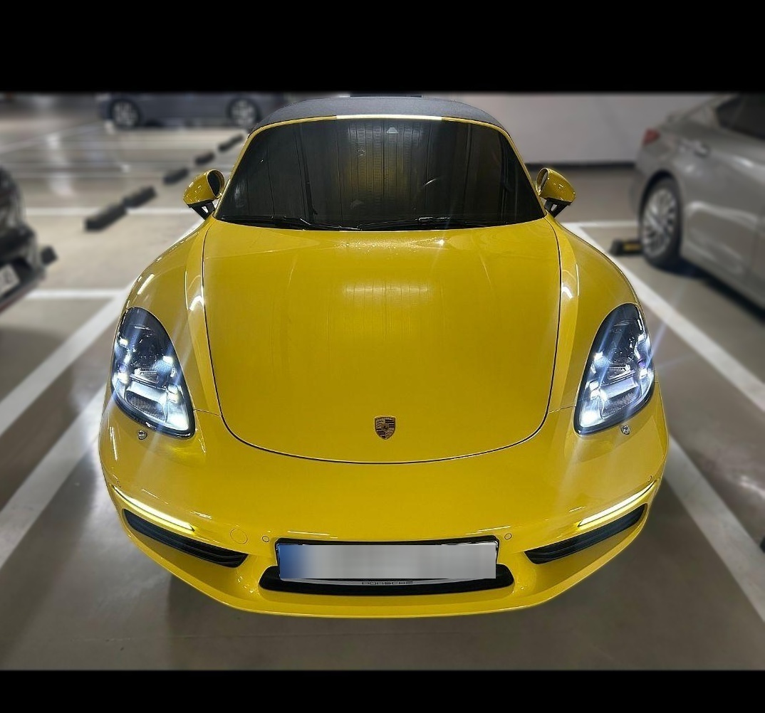 Porsche 718 Boxster