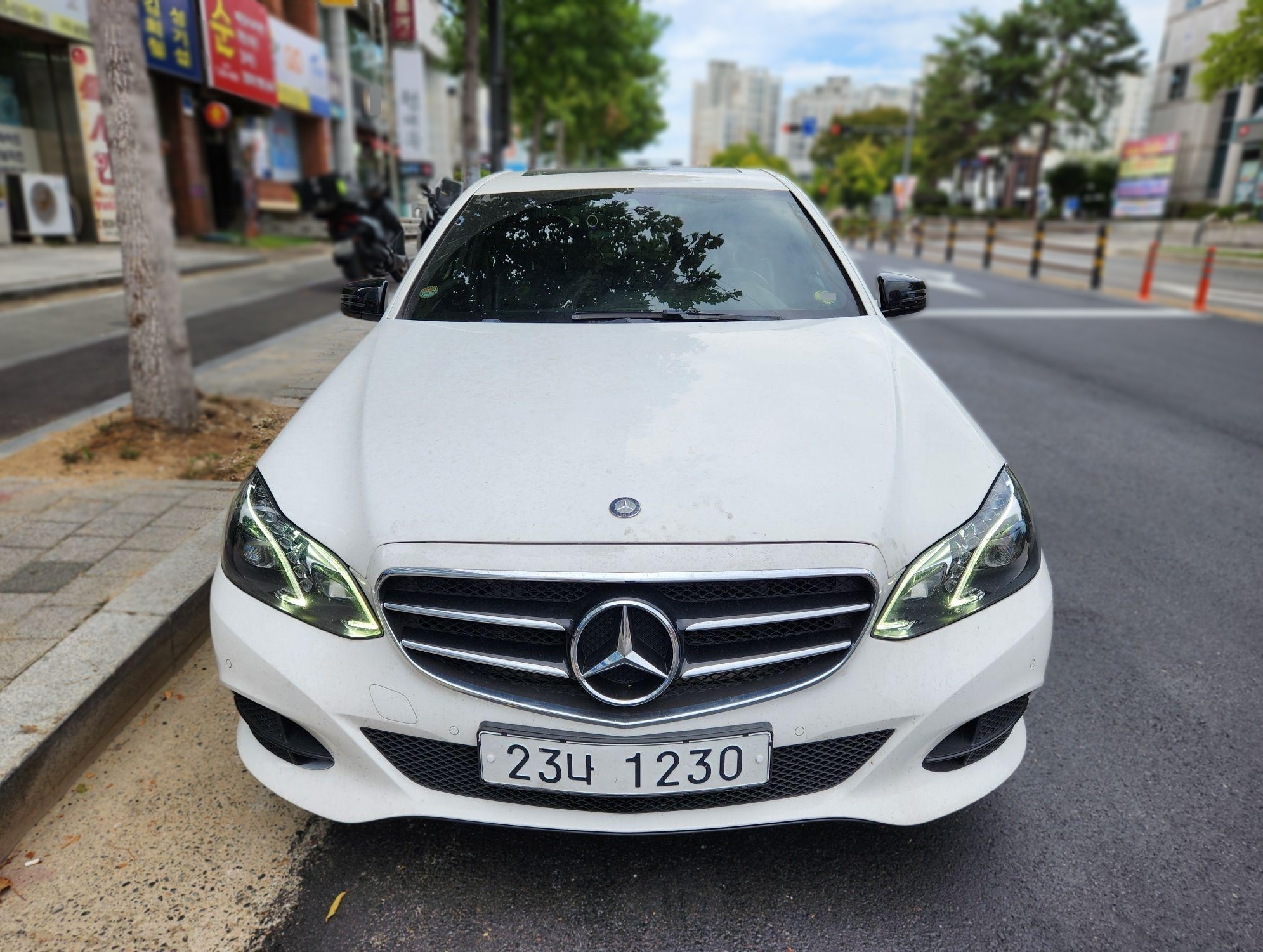 Mercedes-Benz E-Class (W212)