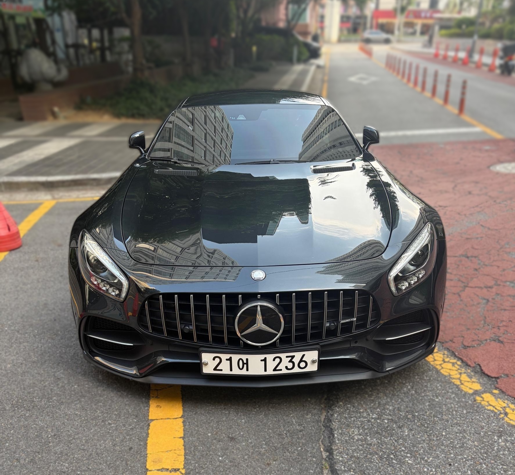 Mercedes-Benz AMG GT