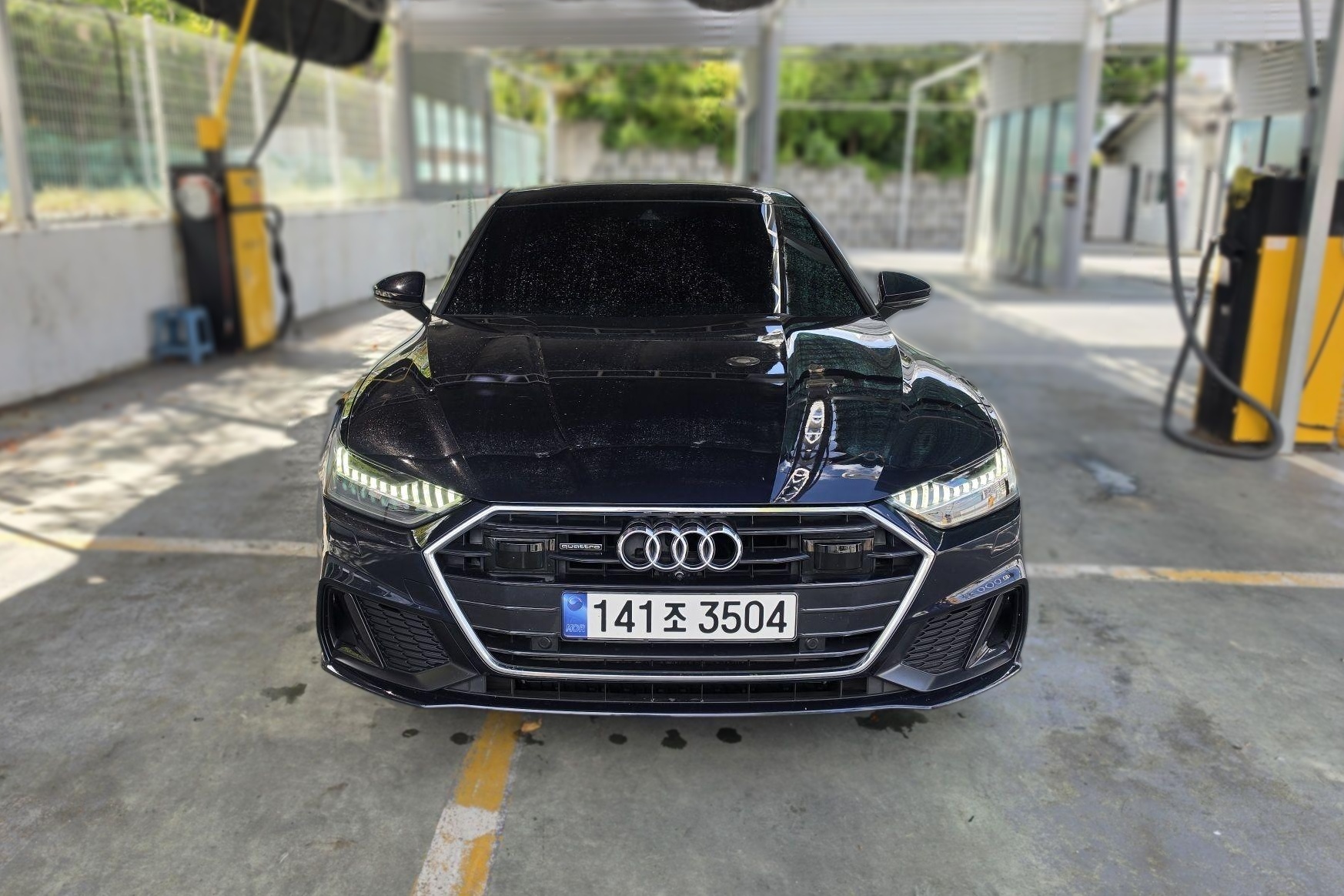 Audi A7 (4K)