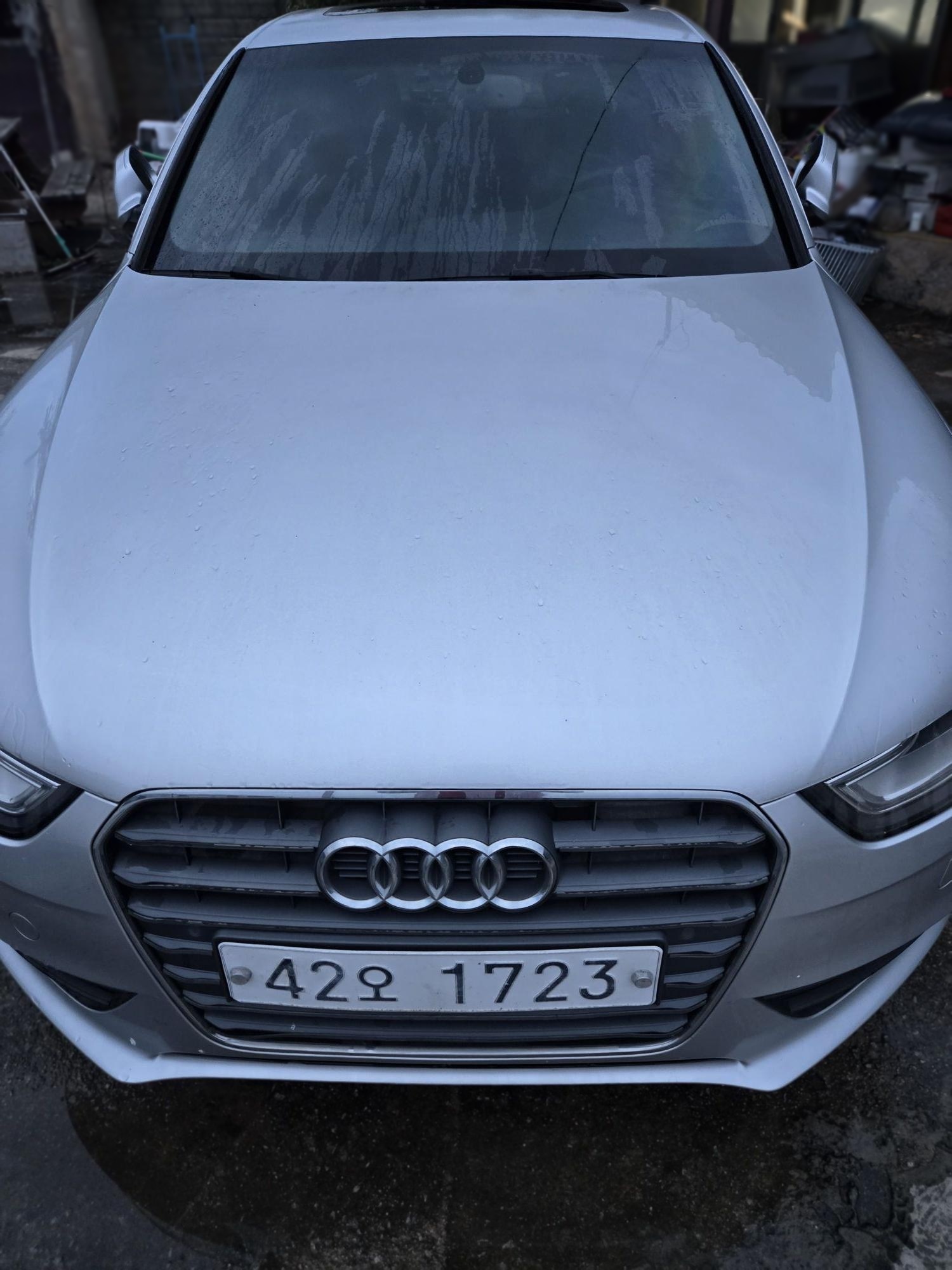 Audi A4 (B8)