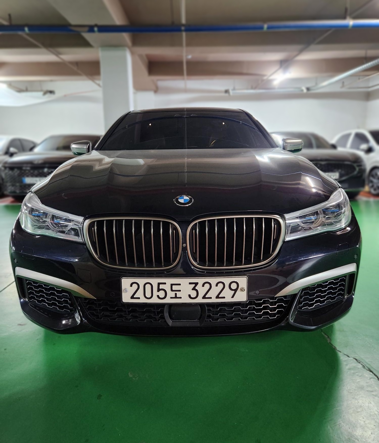 BMW 7 Series (G11)