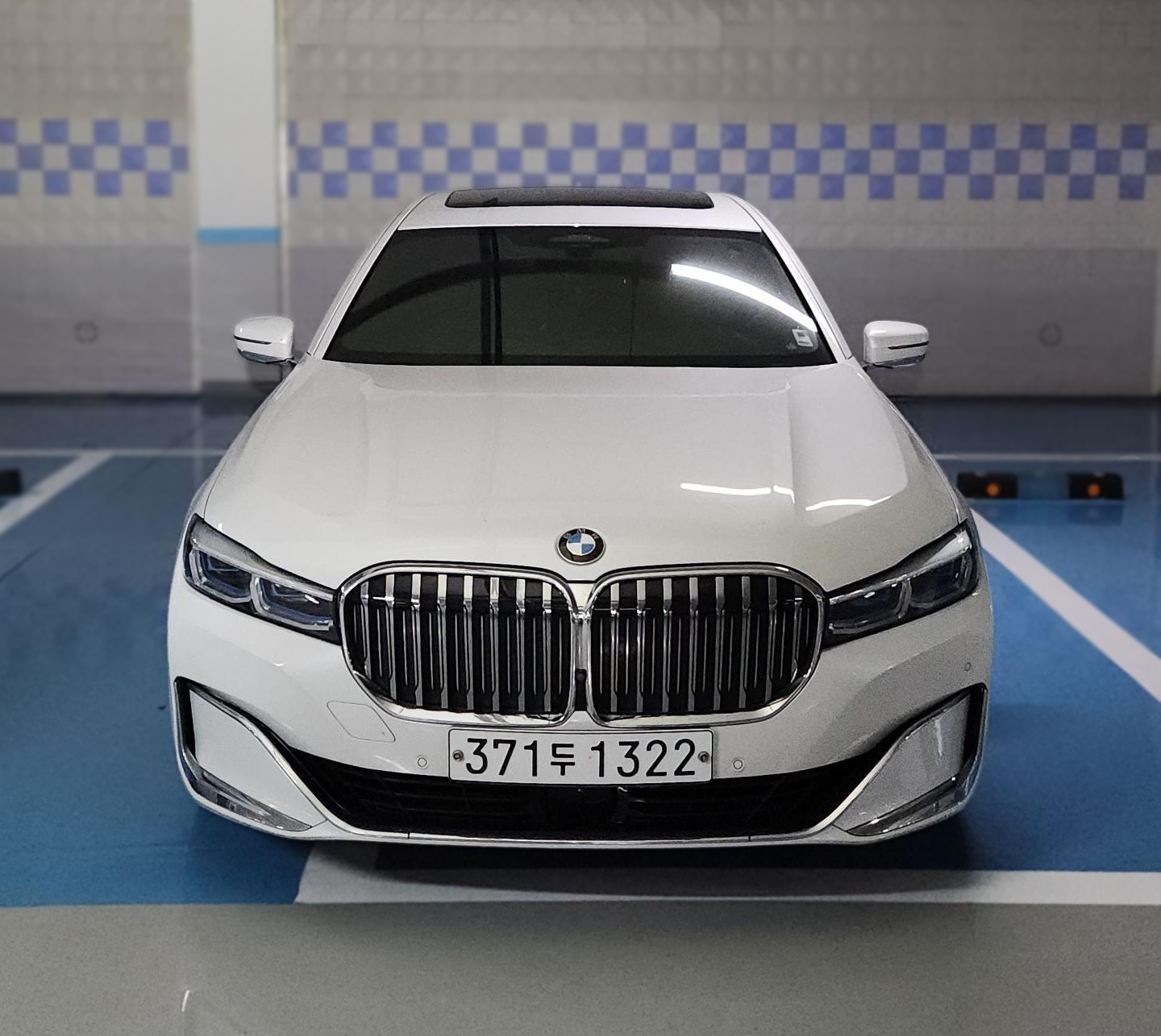 BMW 7 Series (G11)