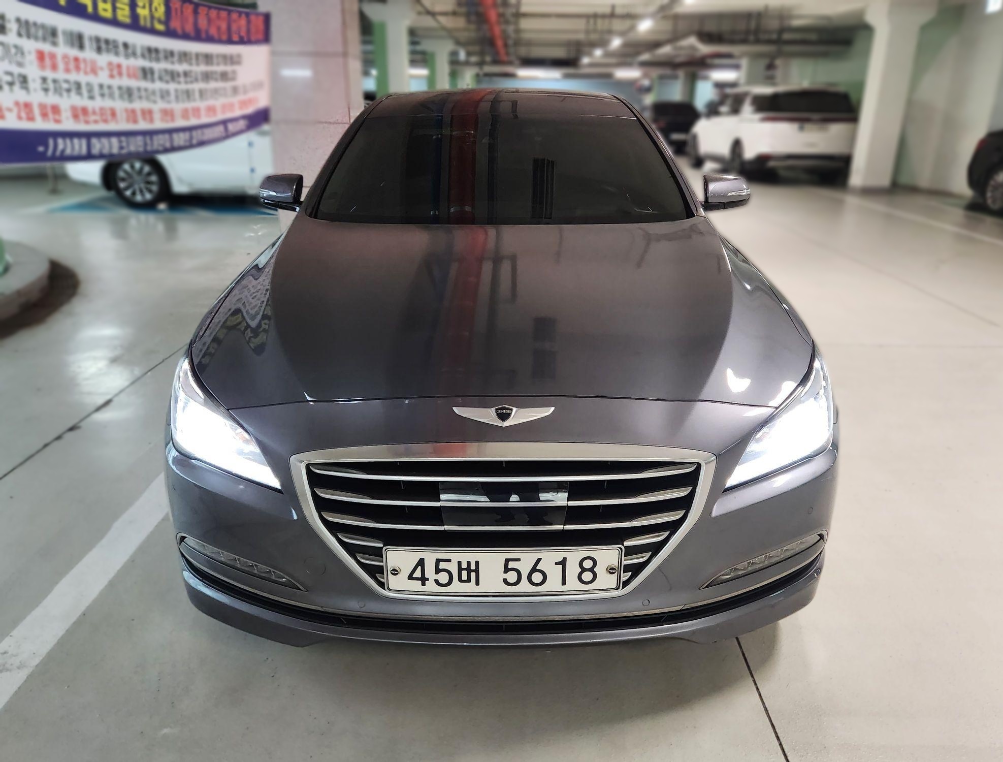 Hyundai Genesis DH