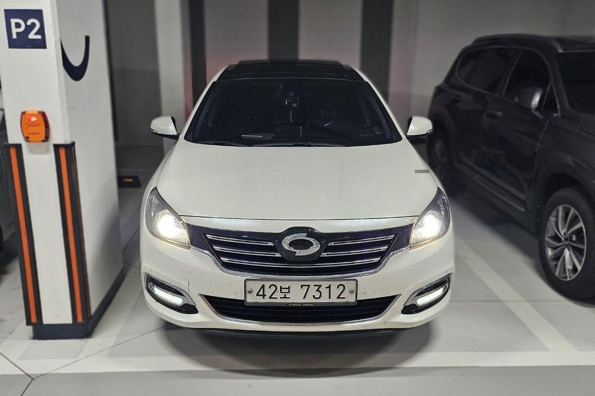 Renault Korea (Samsung) SM7 Nova
