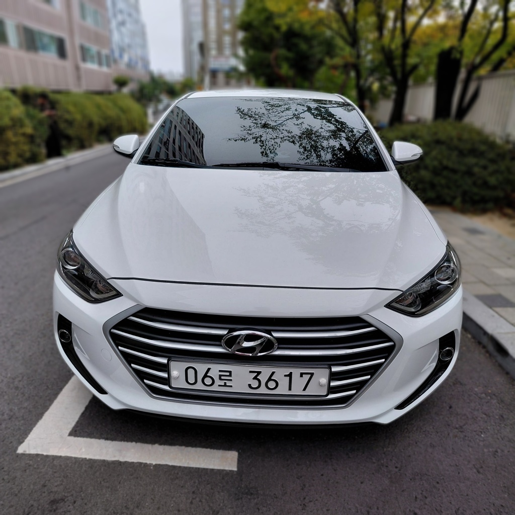 Hyundai Avante AD