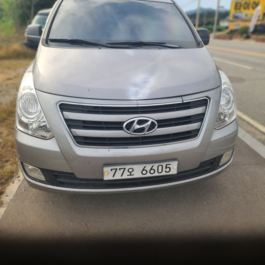 Hyundai Grand Starex