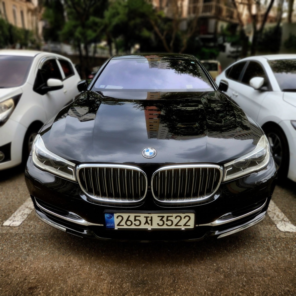 BMW 7 Series (G11)
