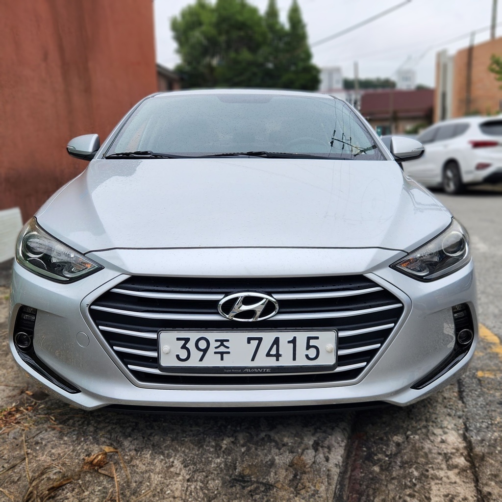 Hyundai Avante AD