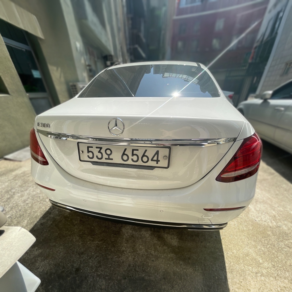 Mercedes-Benz E-Class (W213)