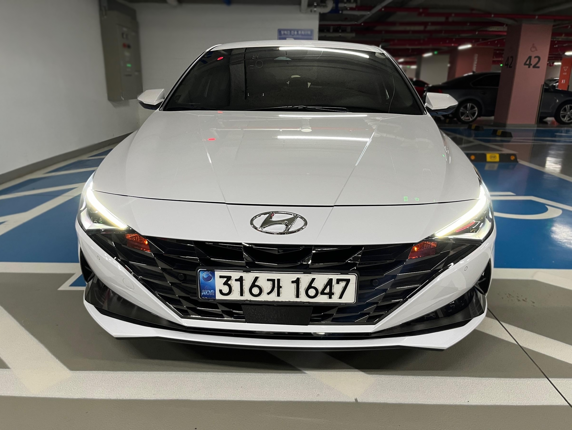 Hyundai All-New Avante (CN7)