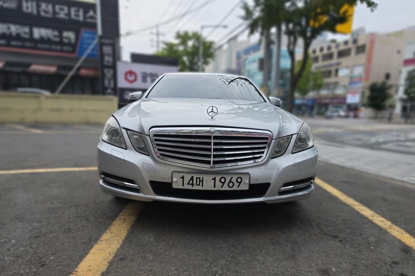 Mercedes-Benz E-Class (W212)