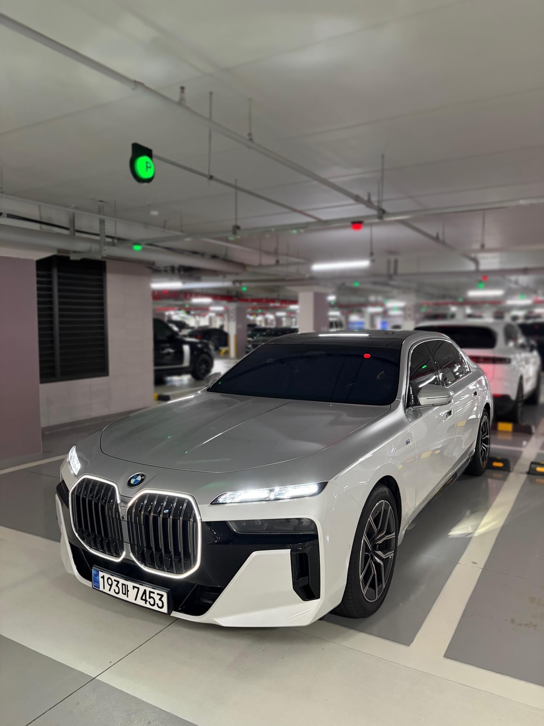 BMW 7 Series (G70)