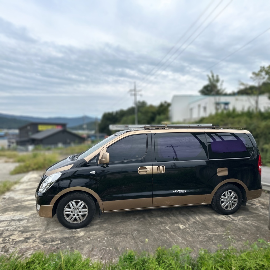 Hyundai Grand Starex