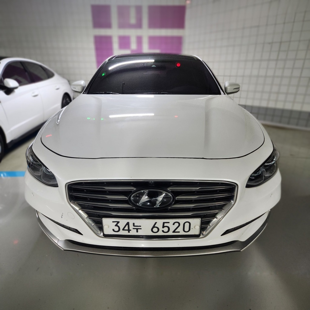 Hyundai Grandeur IG Hybrid