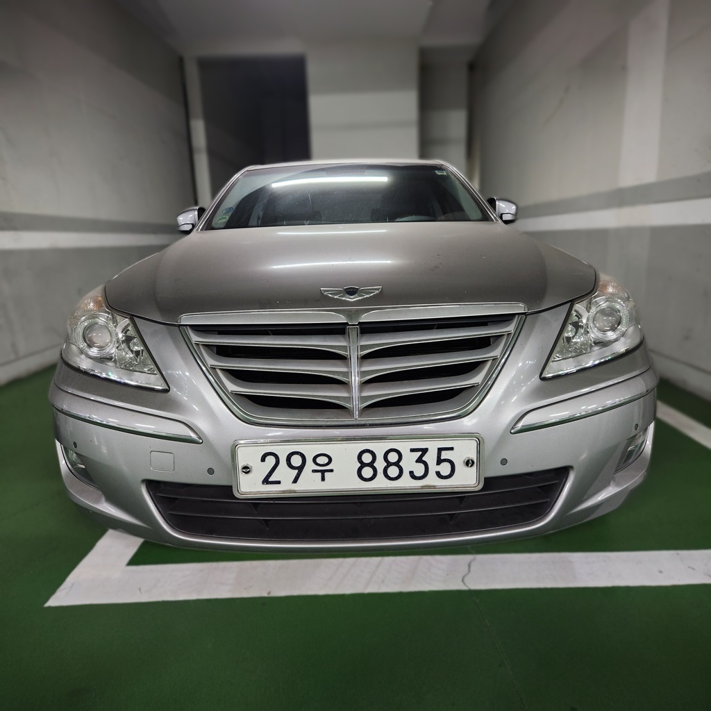 Hyundai Genesis