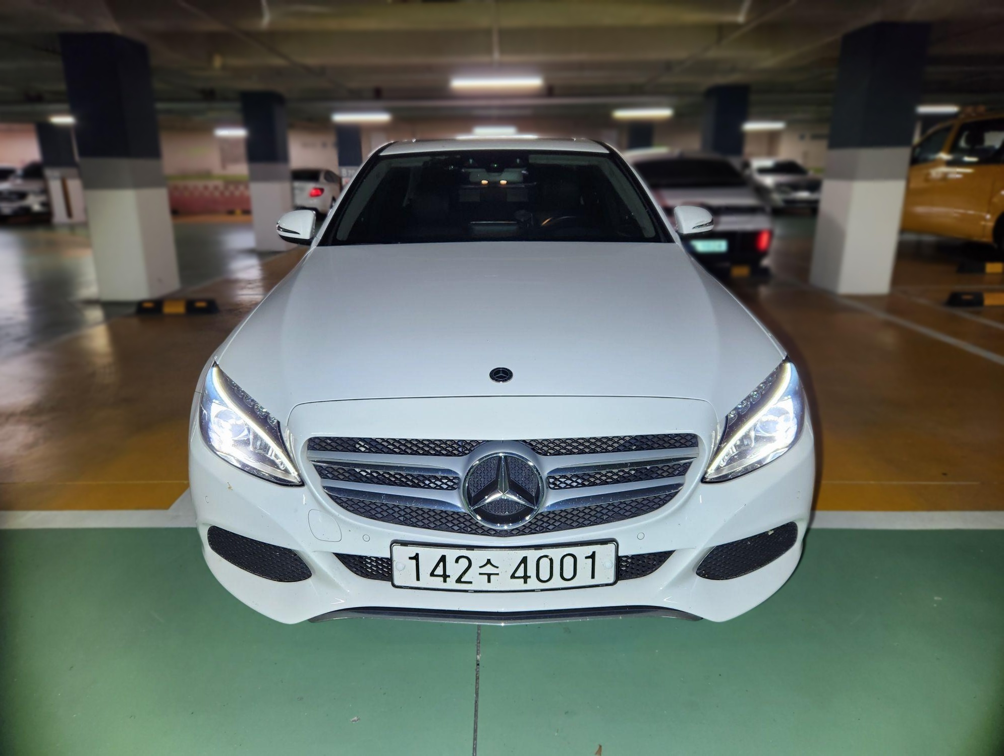 Mercedes-Benz C-Class (W205)