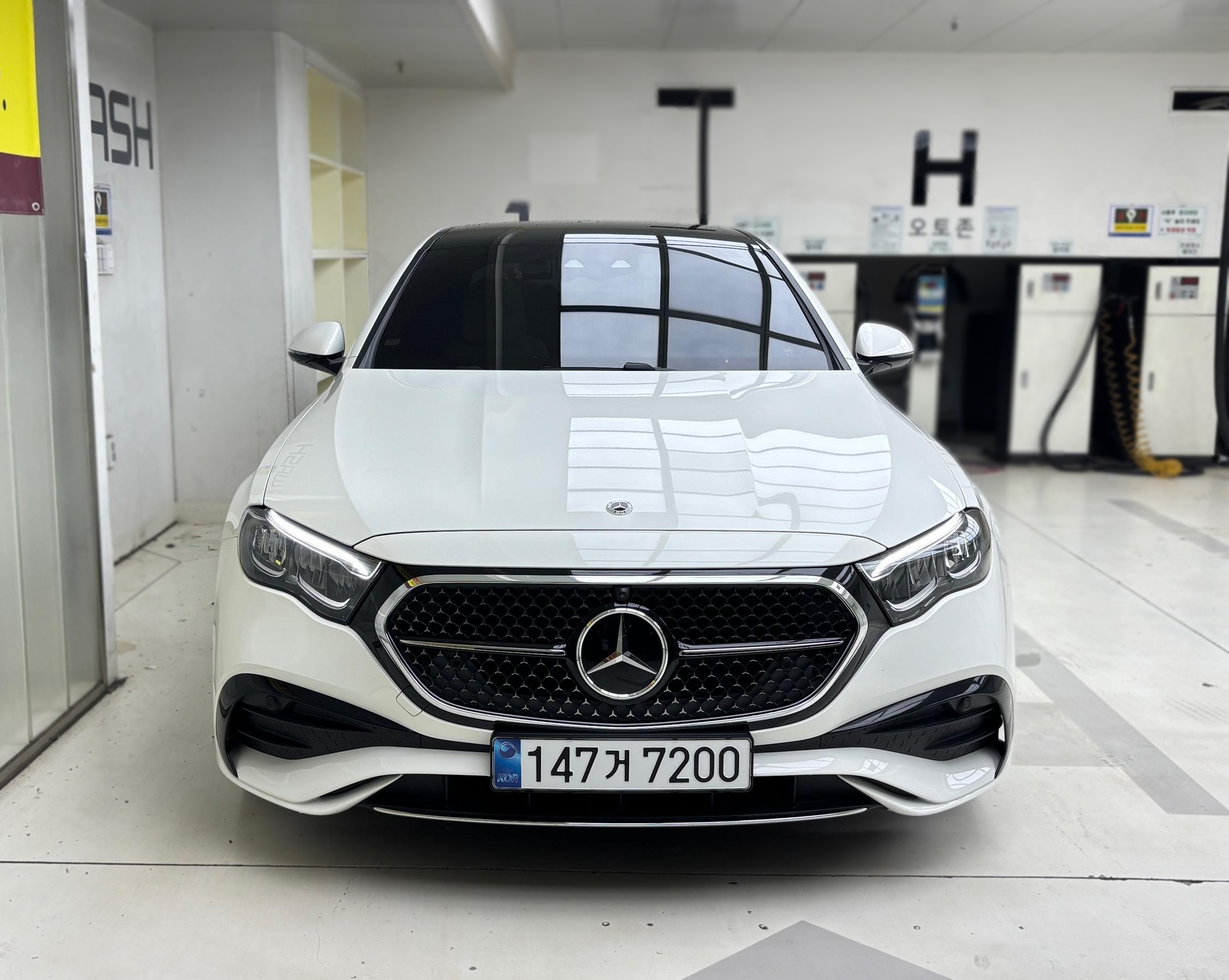 Mercedes-Benz E-Class (W214)