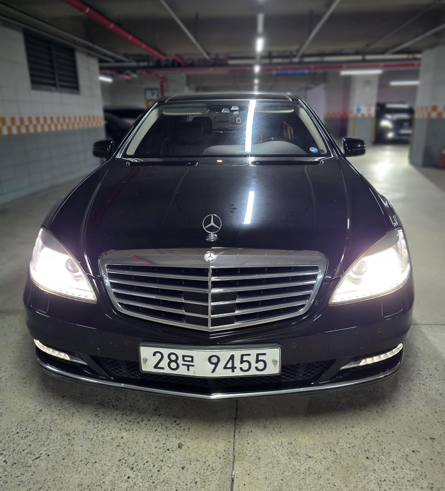 Mercedes-Benz S-Class (W221)