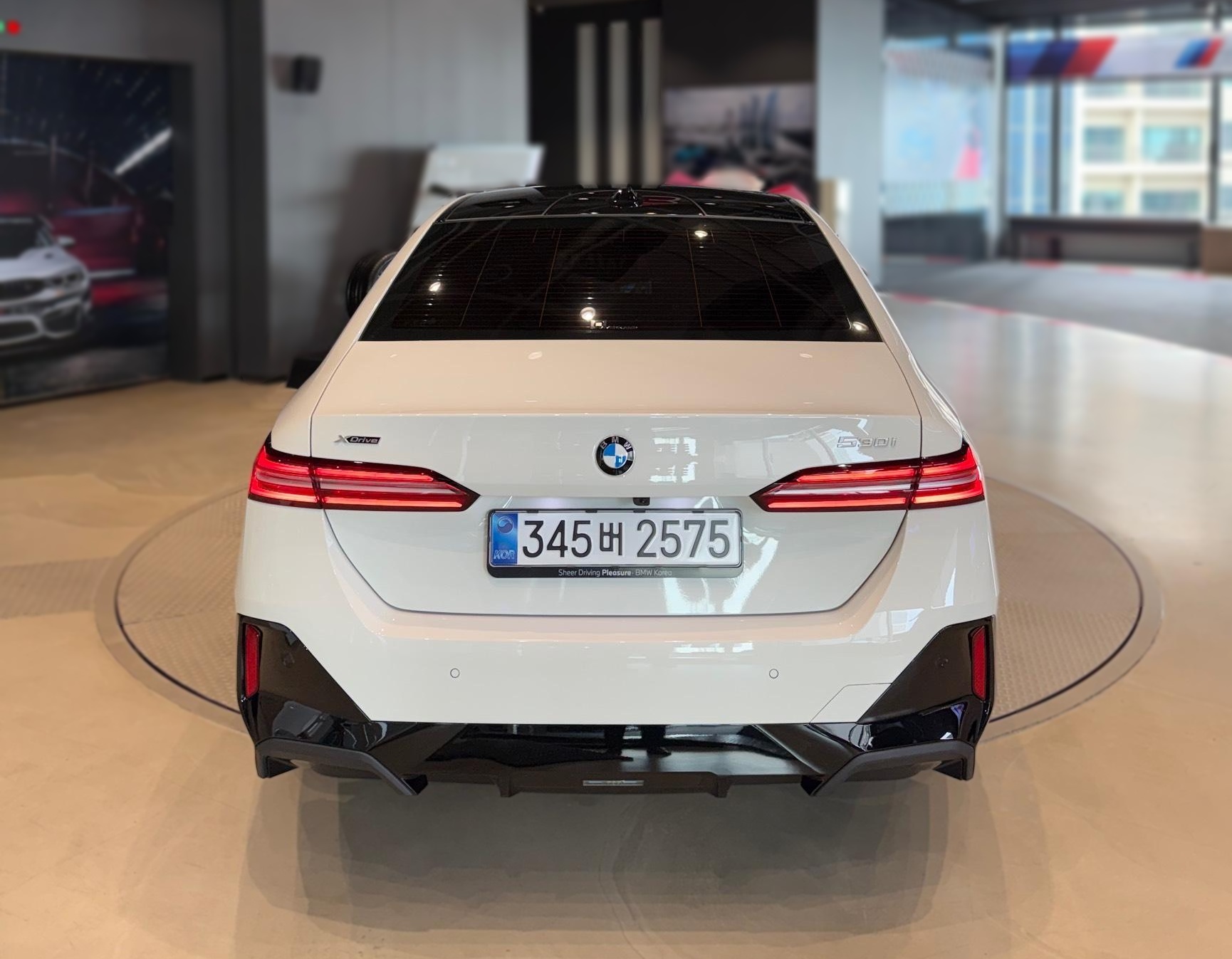BMW 5 Series (G60)