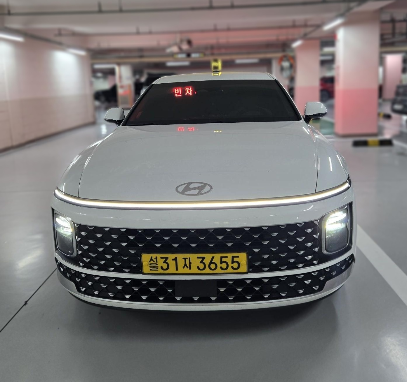 Hyundai The All-New Grandeur (GN7)