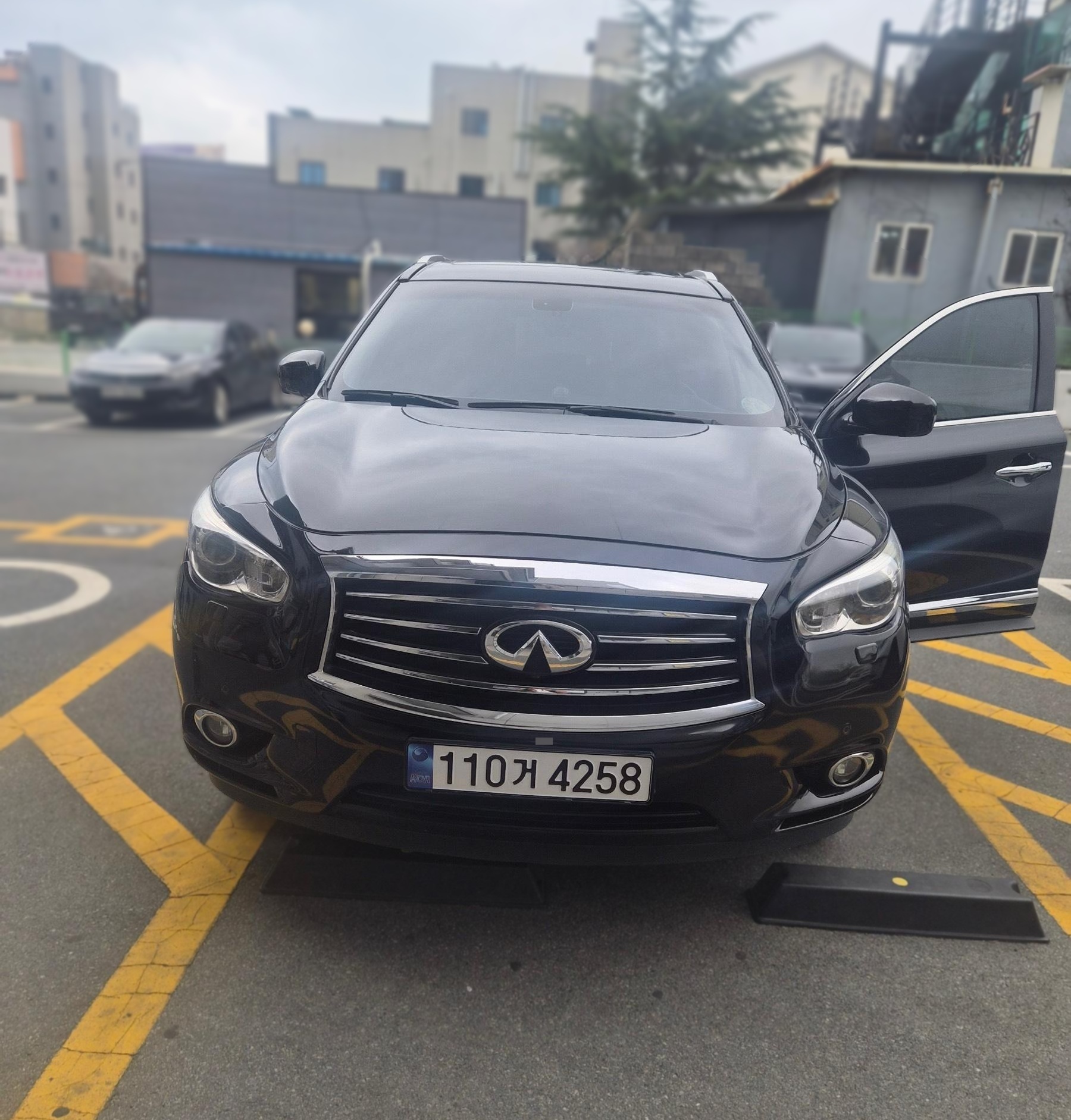 인피니티 JX35