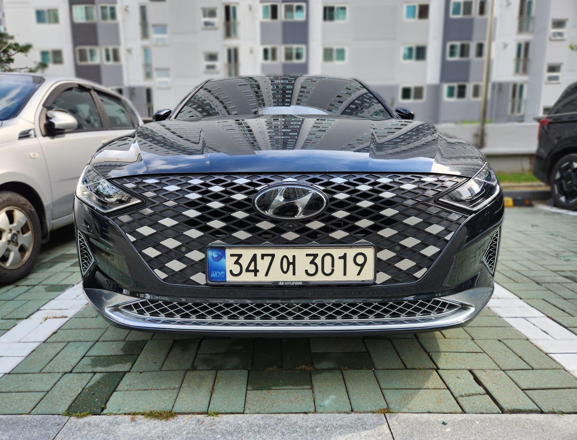 Hyundai The New Grandeur IG Hybrid