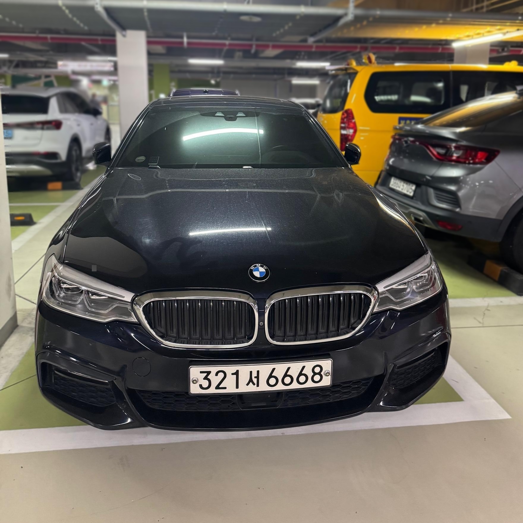 BMW 5 Series (G30)