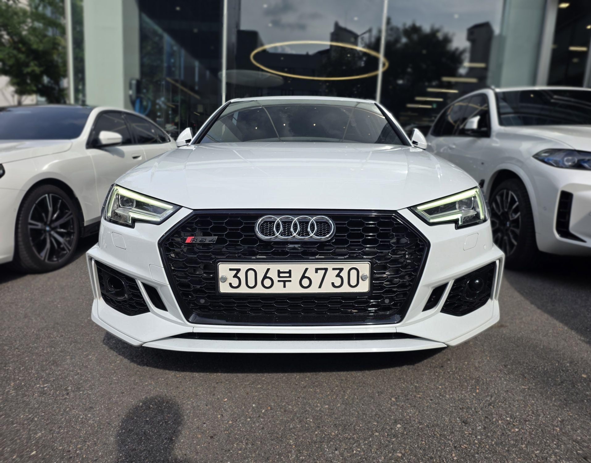Audi A4 (B9)