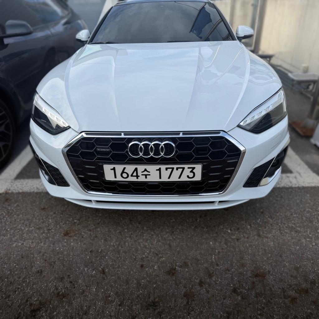 Audi A5 (F5)
