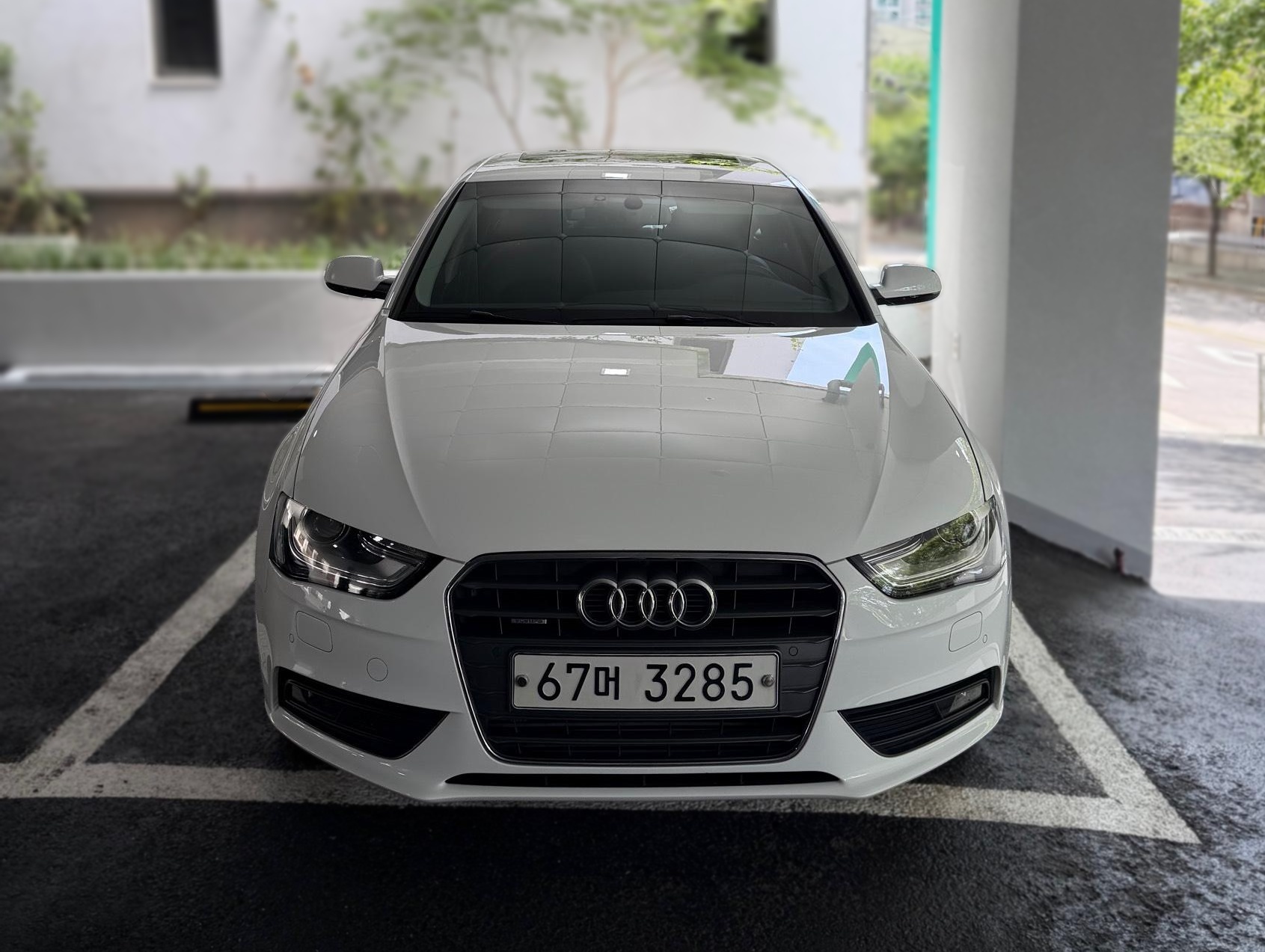 Audi A4 (B8)