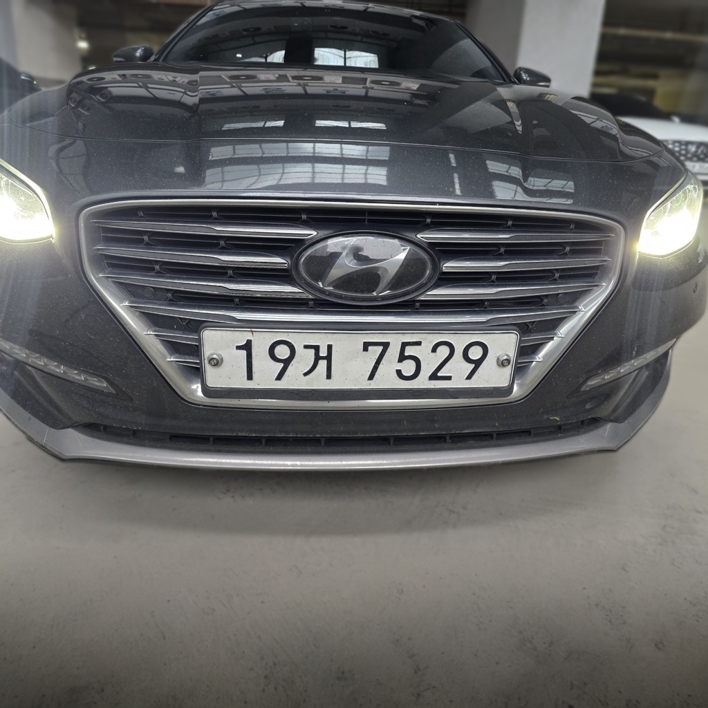 Hyundai Grandeur IG Hybrid