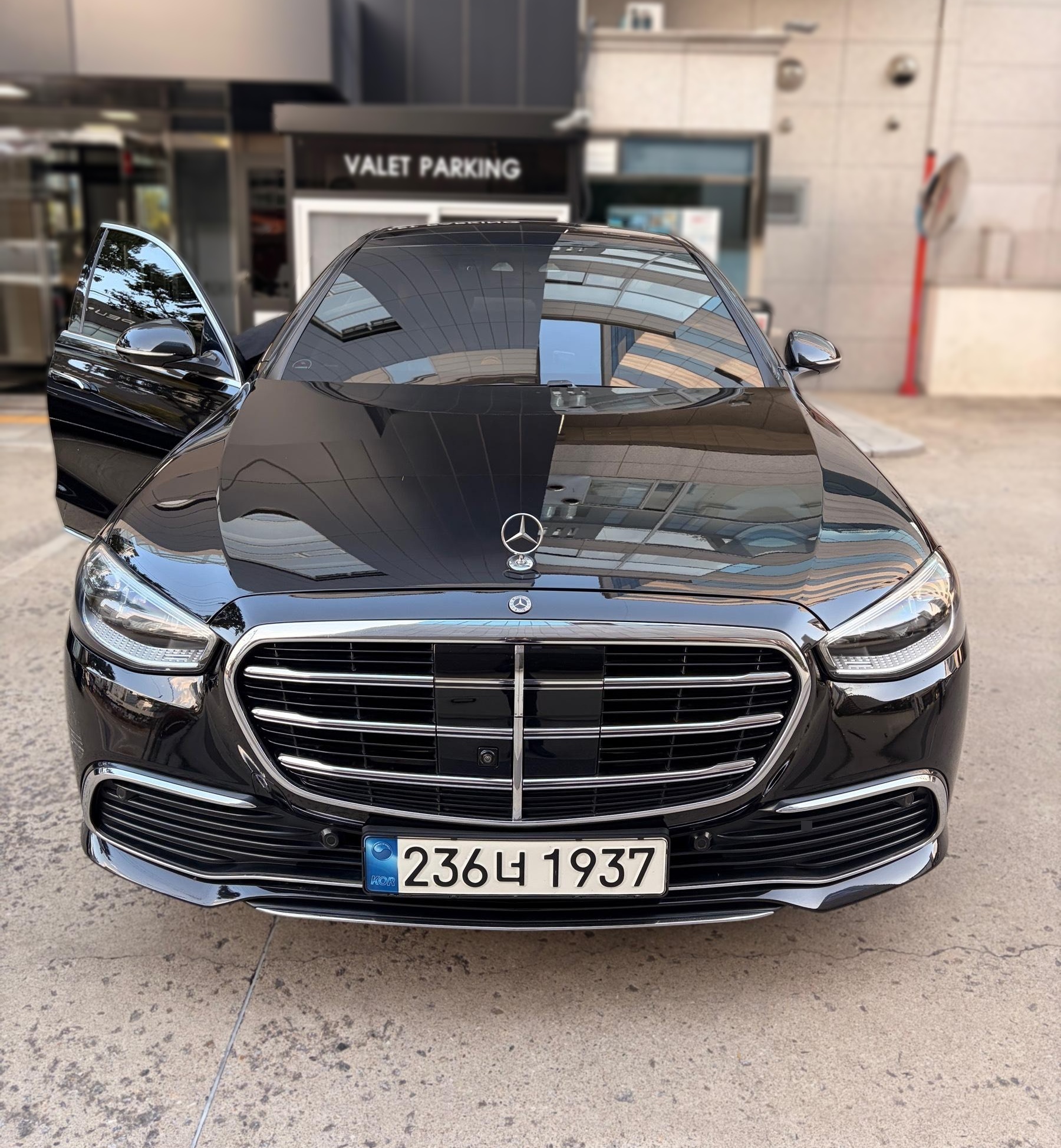 Mercedes-Benz S-Class (W223)
