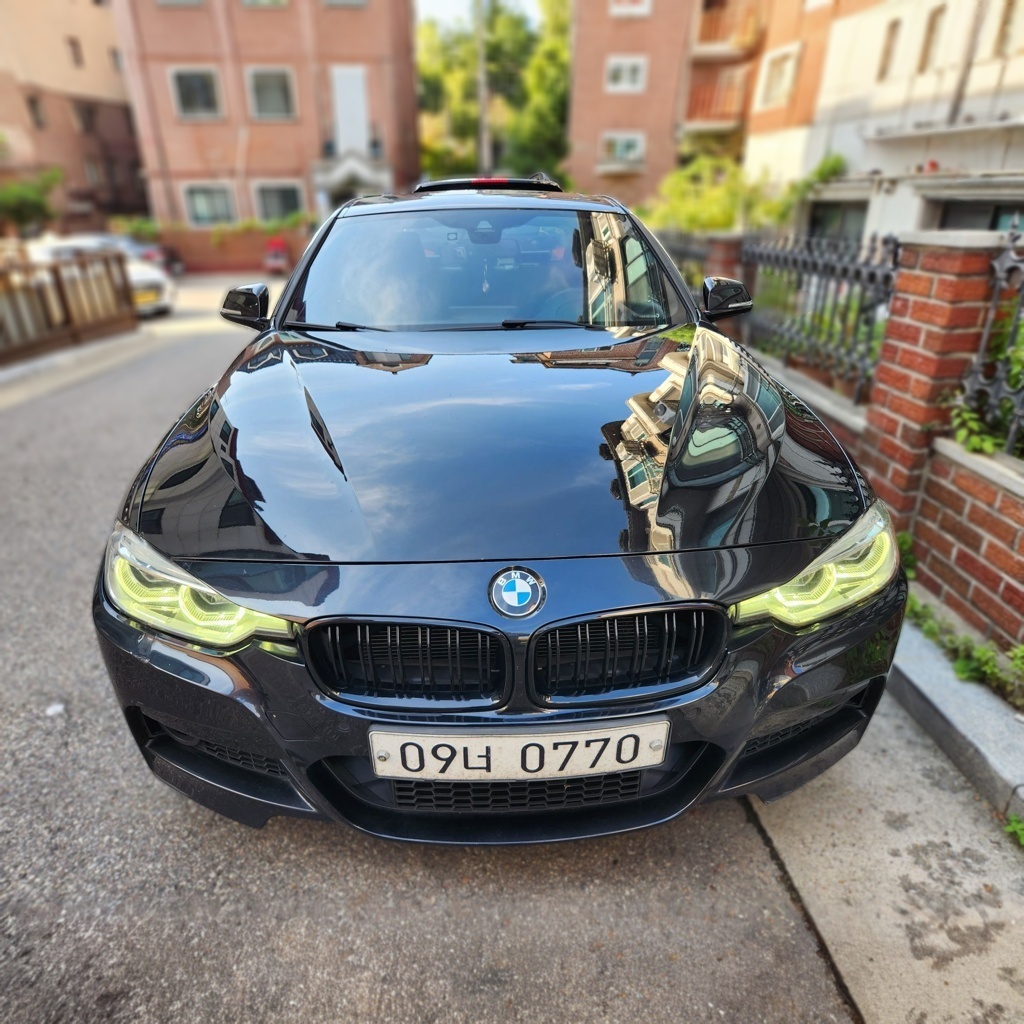 BMW 3 Series (F30)