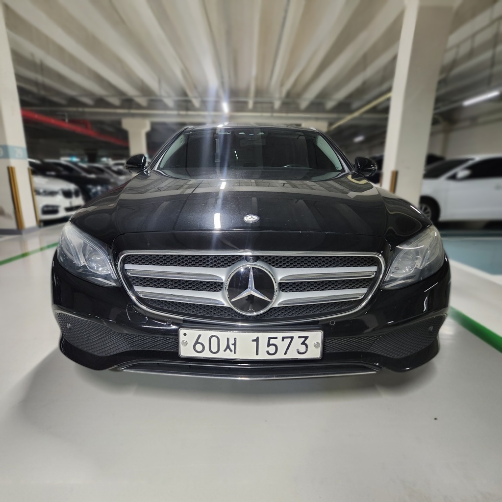 Mercedes-Benz E-Class (W213)