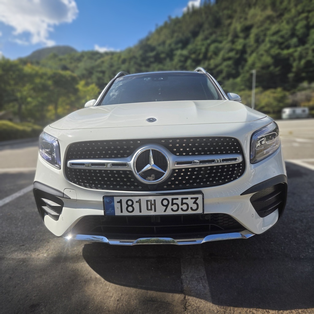 Mercedes-Benz GLB-Class (X247)