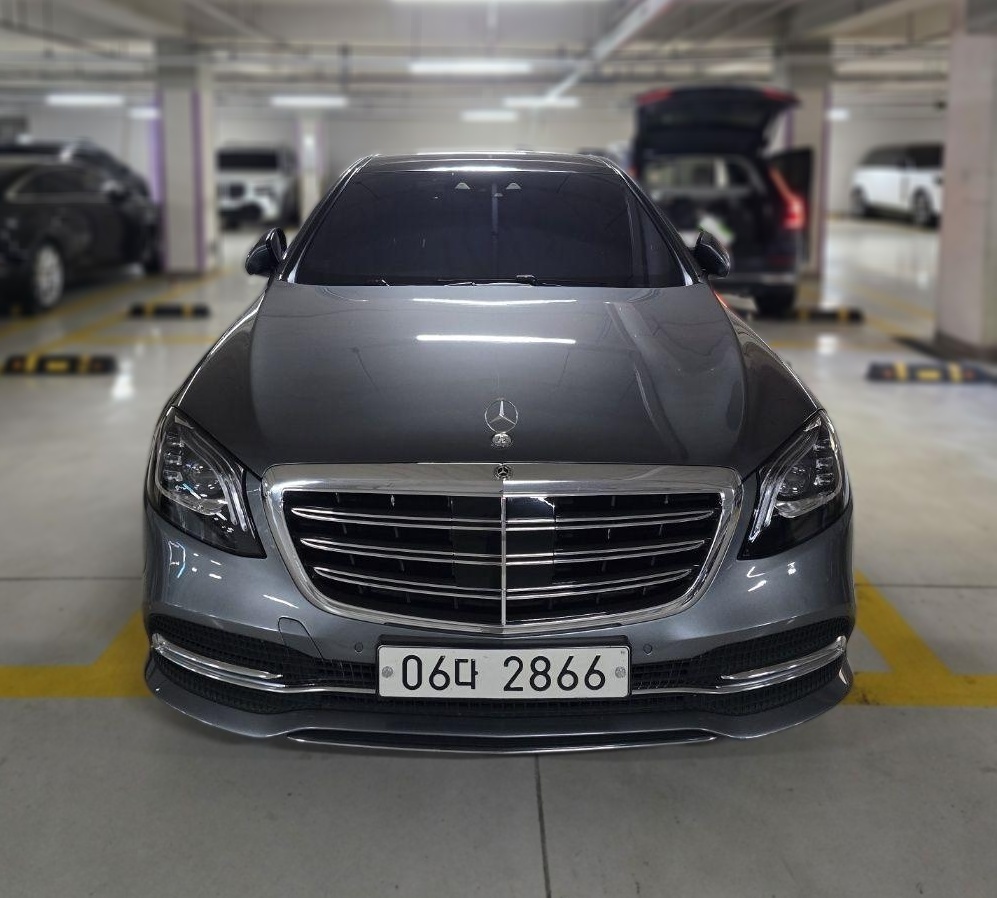 Mercedes-Benz S-Class (W222)