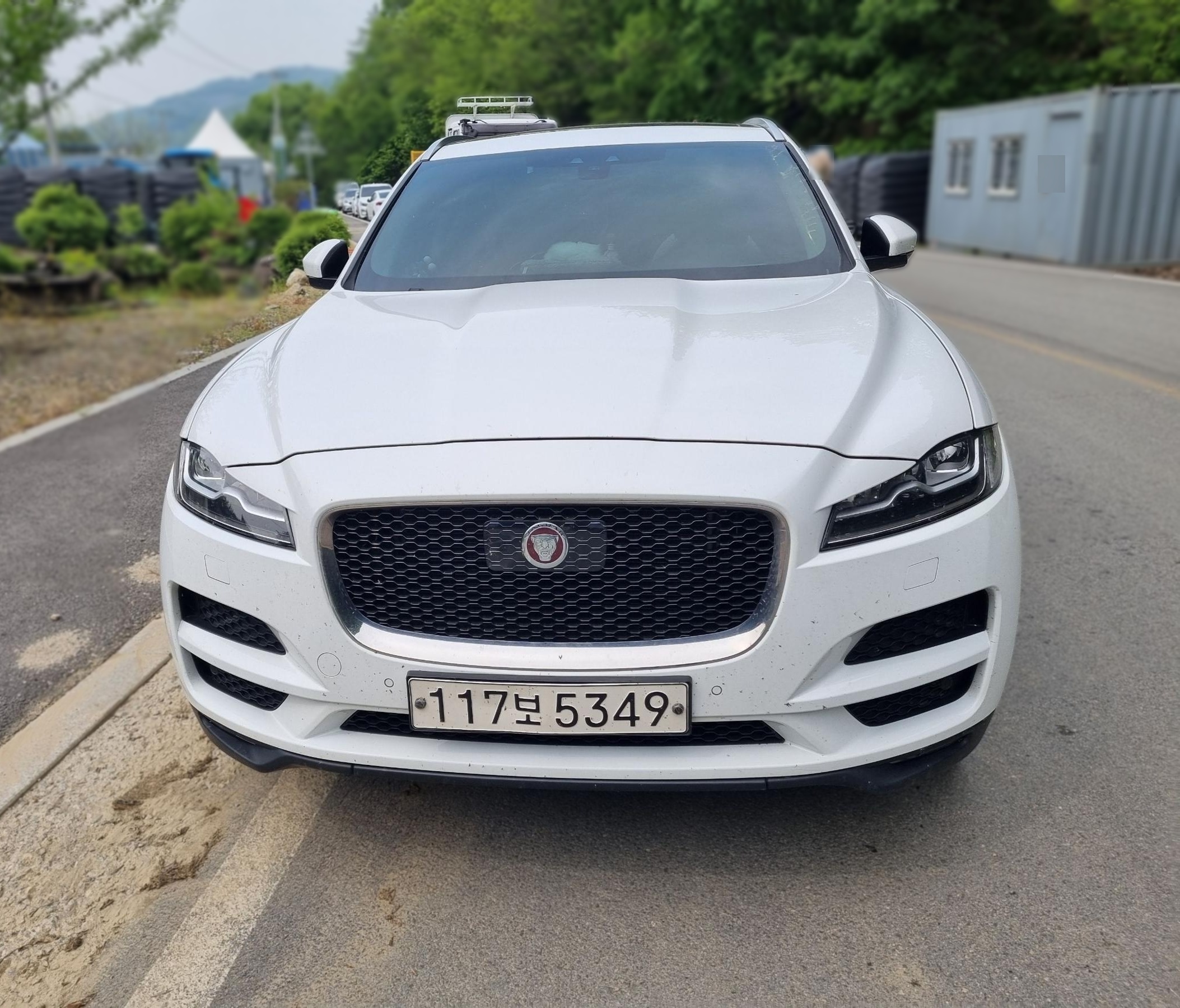 Jaguar F-PACE